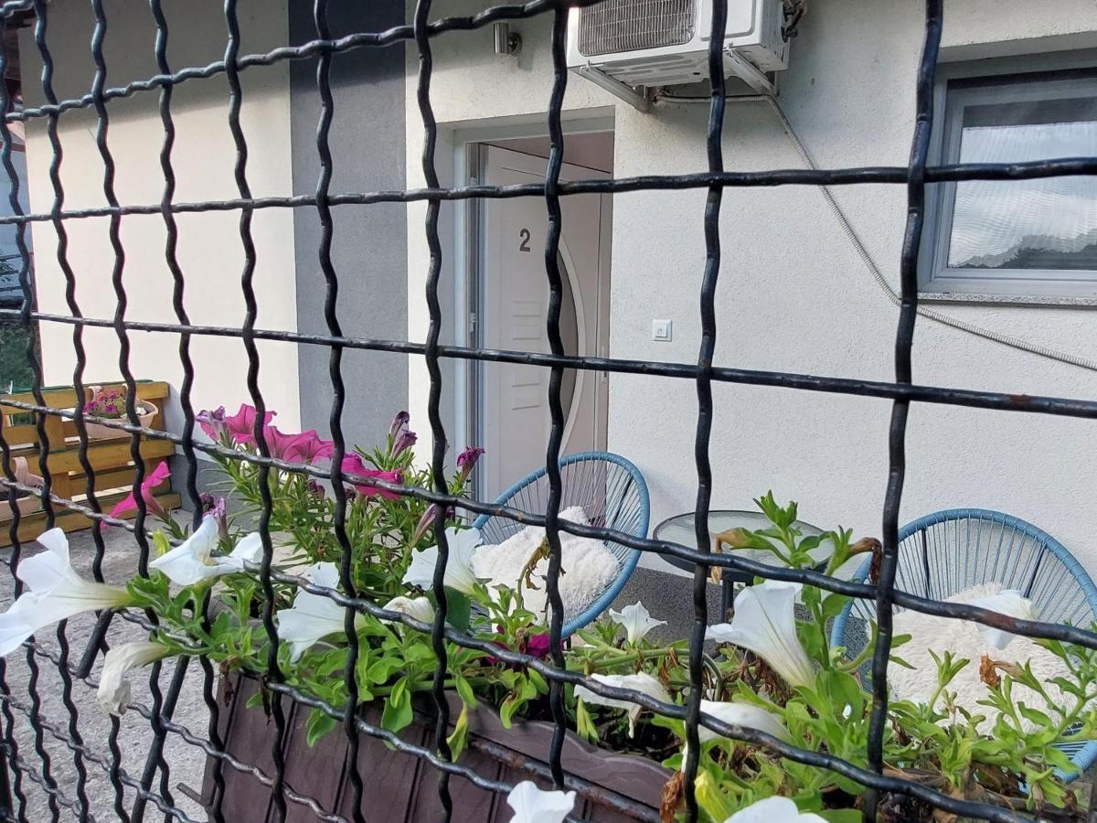Apartments Window Bihac Exterior photo
